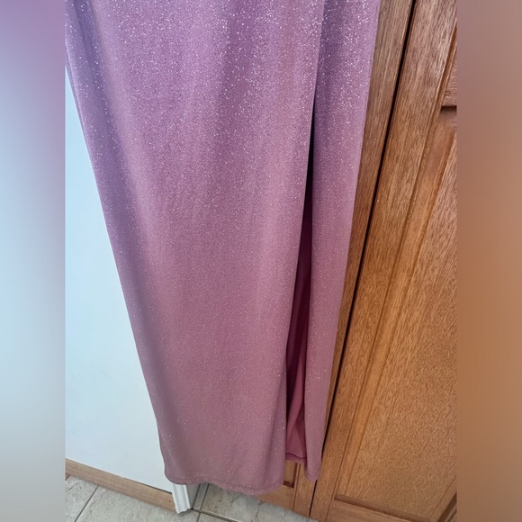 Le Chateau Size Small Pink Sparkly Gown - Picture 7 of 8